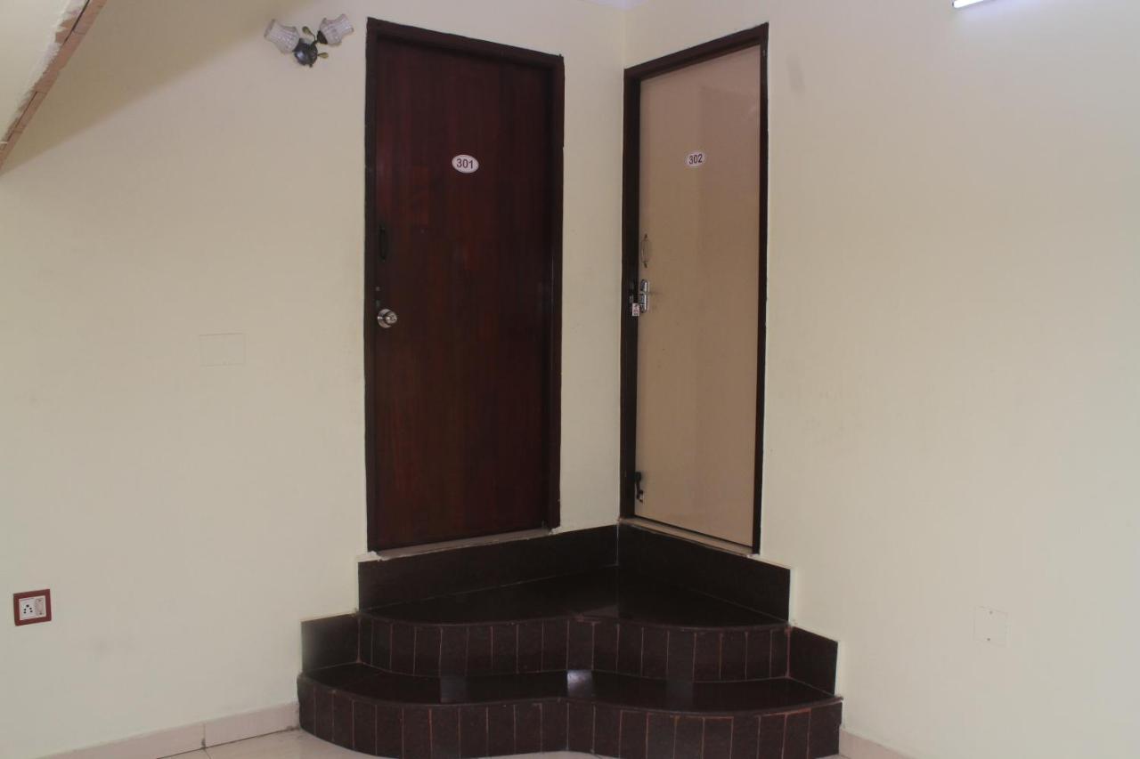 Skyry Hotels T Nagar チェンナイ エクステリア 写真