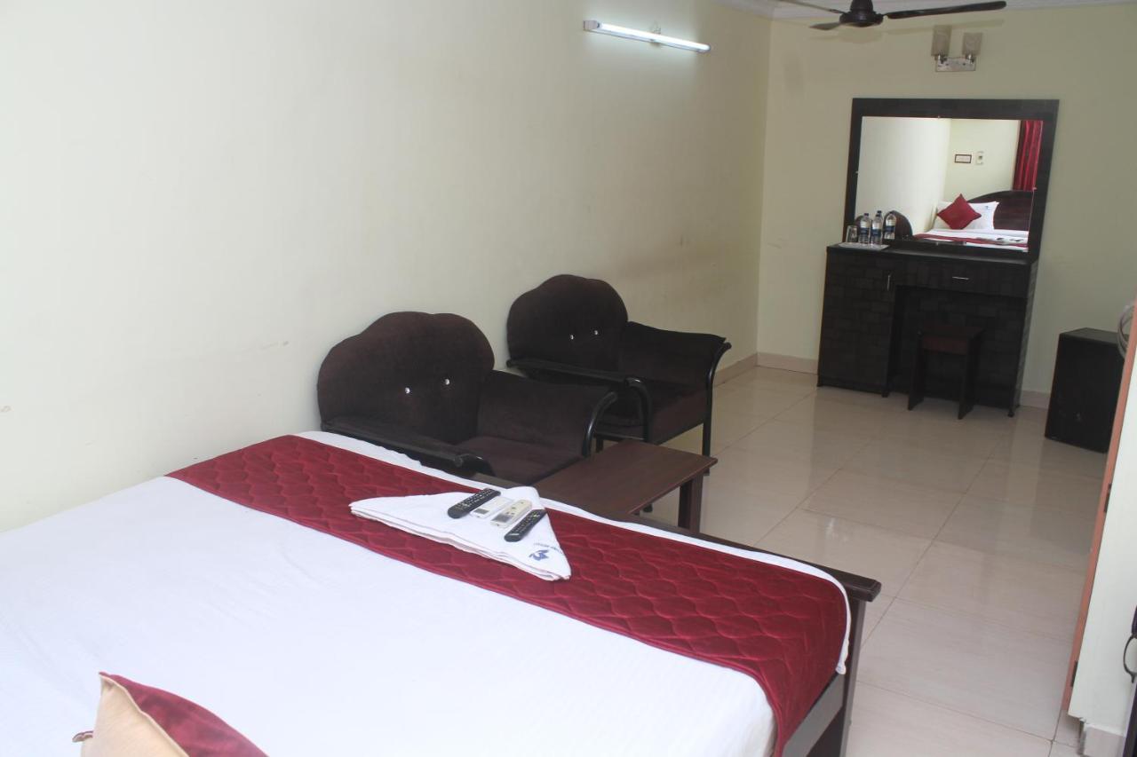 Skyry Hotels T Nagar チェンナイ エクステリア 写真