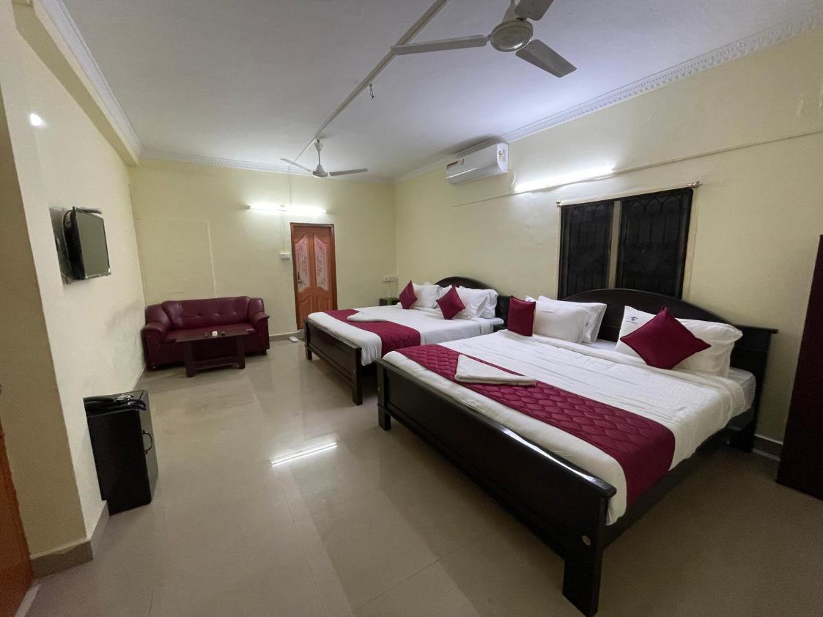 Skyry Hotels T Nagar チェンナイ エクステリア 写真