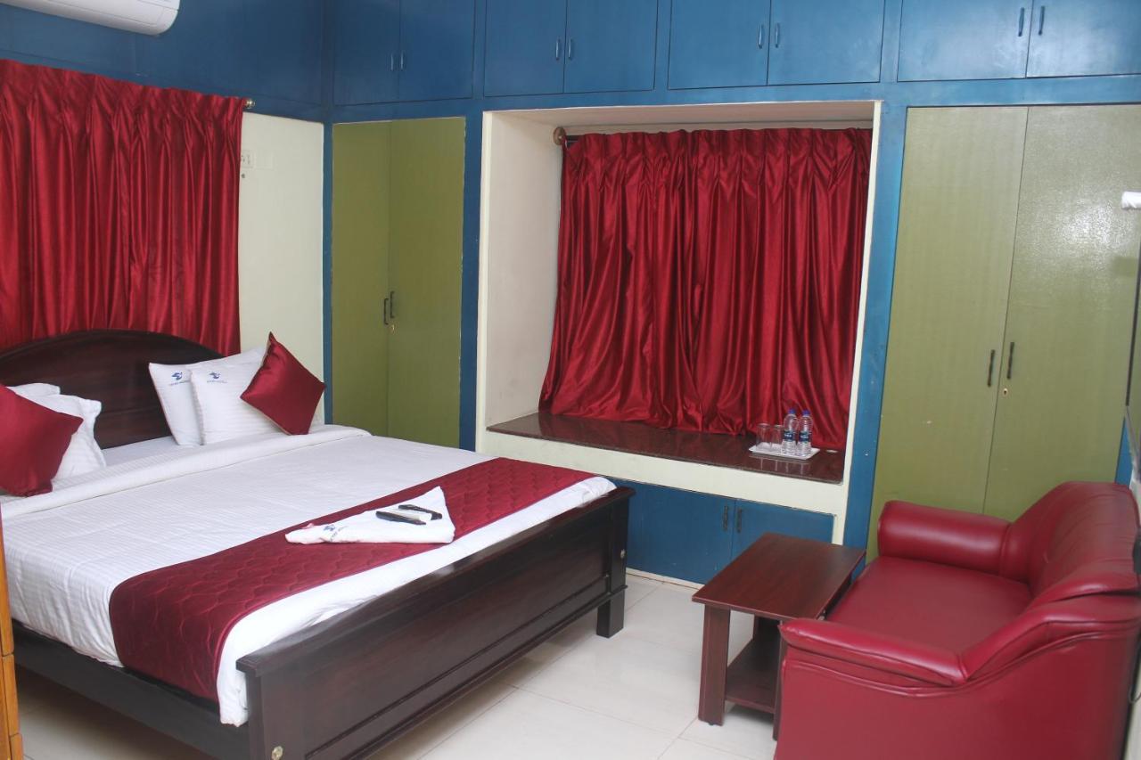 Skyry Hotels T Nagar チェンナイ エクステリア 写真