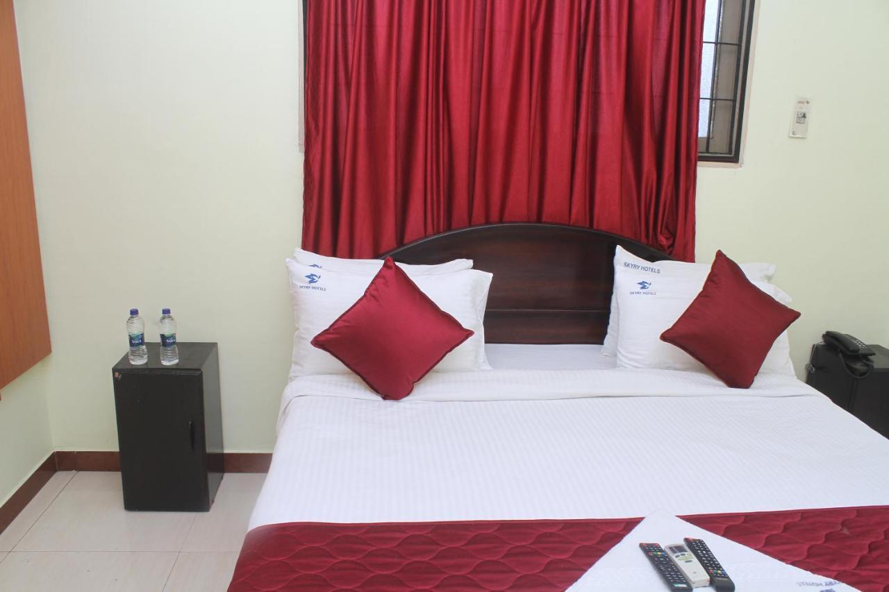 Skyry Hotels T Nagar チェンナイ エクステリア 写真