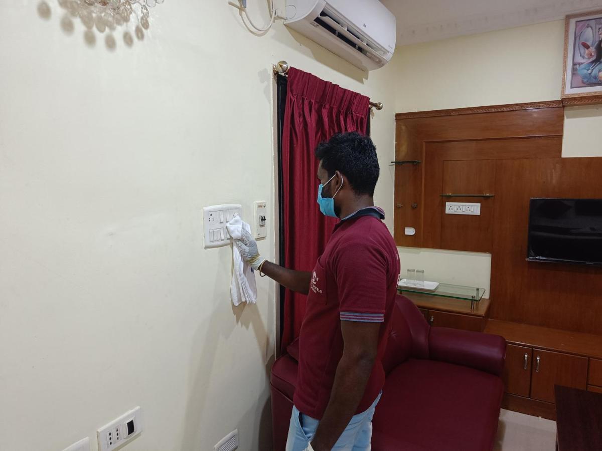 Skyry Hotels T Nagar チェンナイ エクステリア 写真